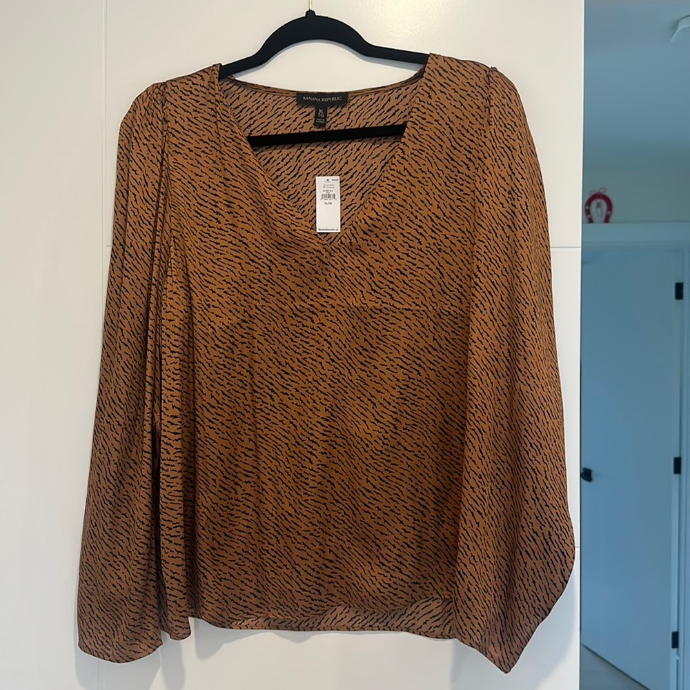 NWT Banana Republic Tiger Print Blouse